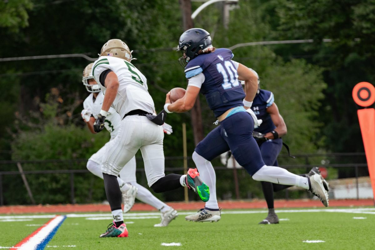 Liam Zelman takes off on a designed run against Lansdale Catholic.