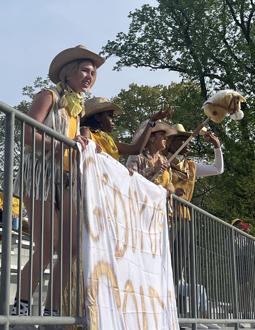 Caitlin Keough cheering on Gold