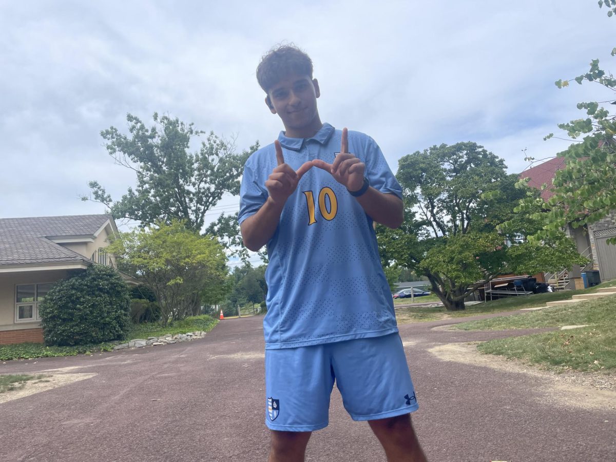 Gio's signature "W Gio" celebration, dating back to Fall 2023