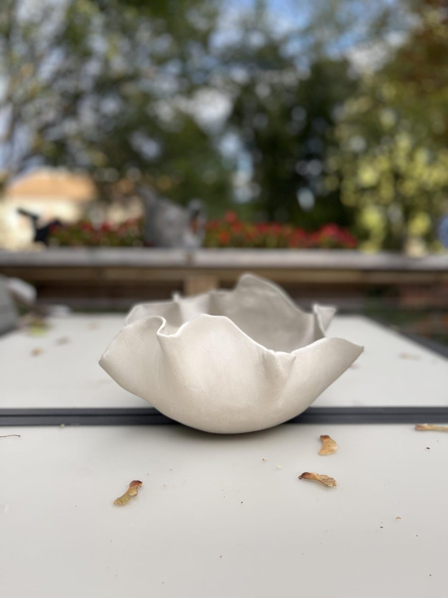 Evolving Ceramics: Starting with simple bowls, de Stolte’s ceramic work has evolved into abstract vases and other creations. 
