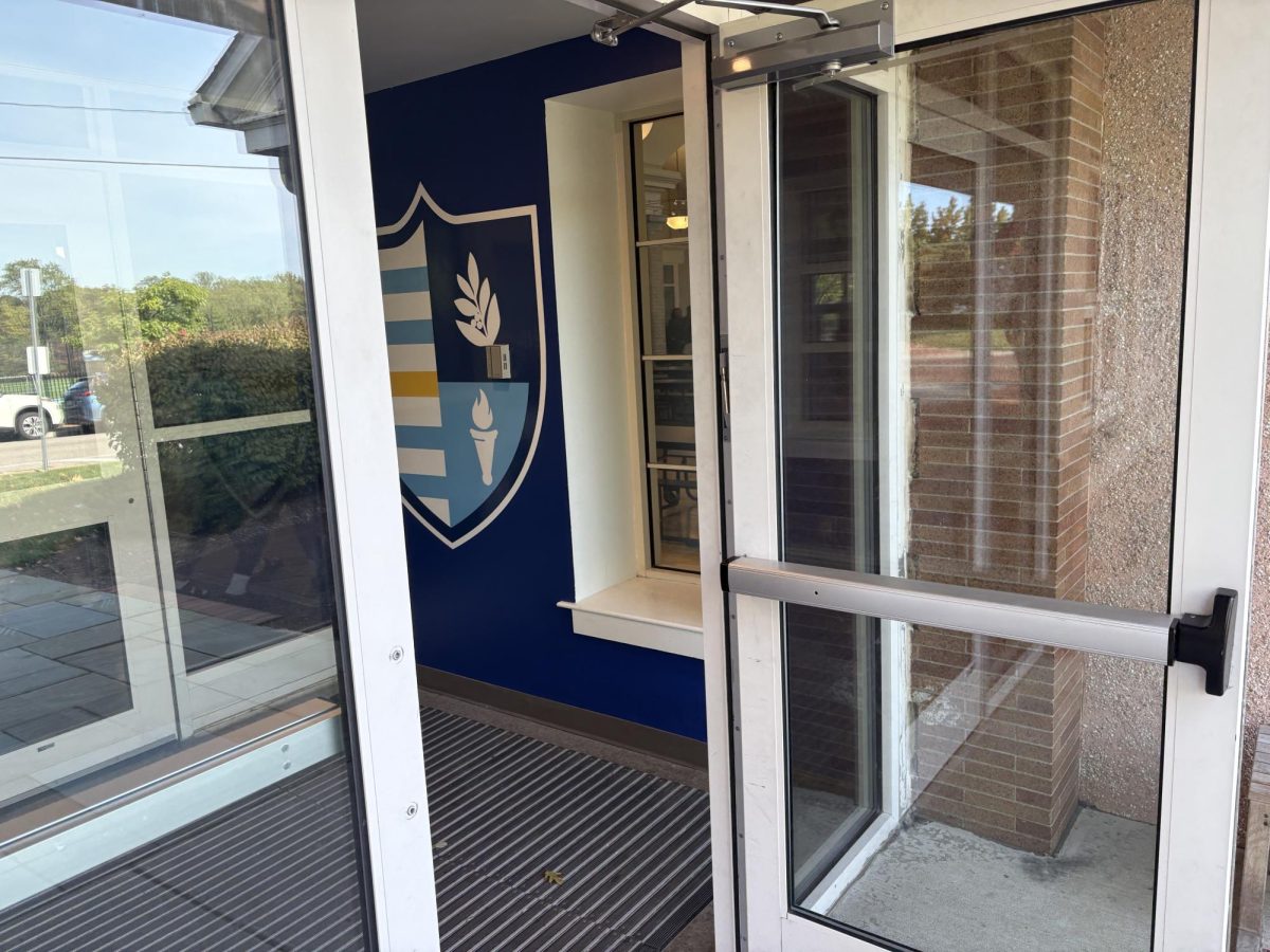 Students Question Safety as Cafeteria Doors Remain Unlocked